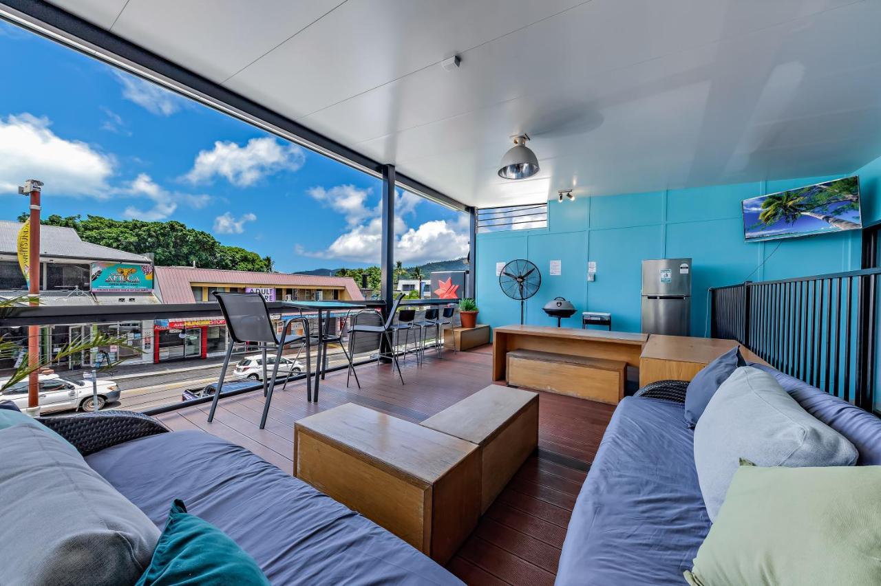 Airlie Sun & Sand Accommodation #2 에일리비치 외부 사진