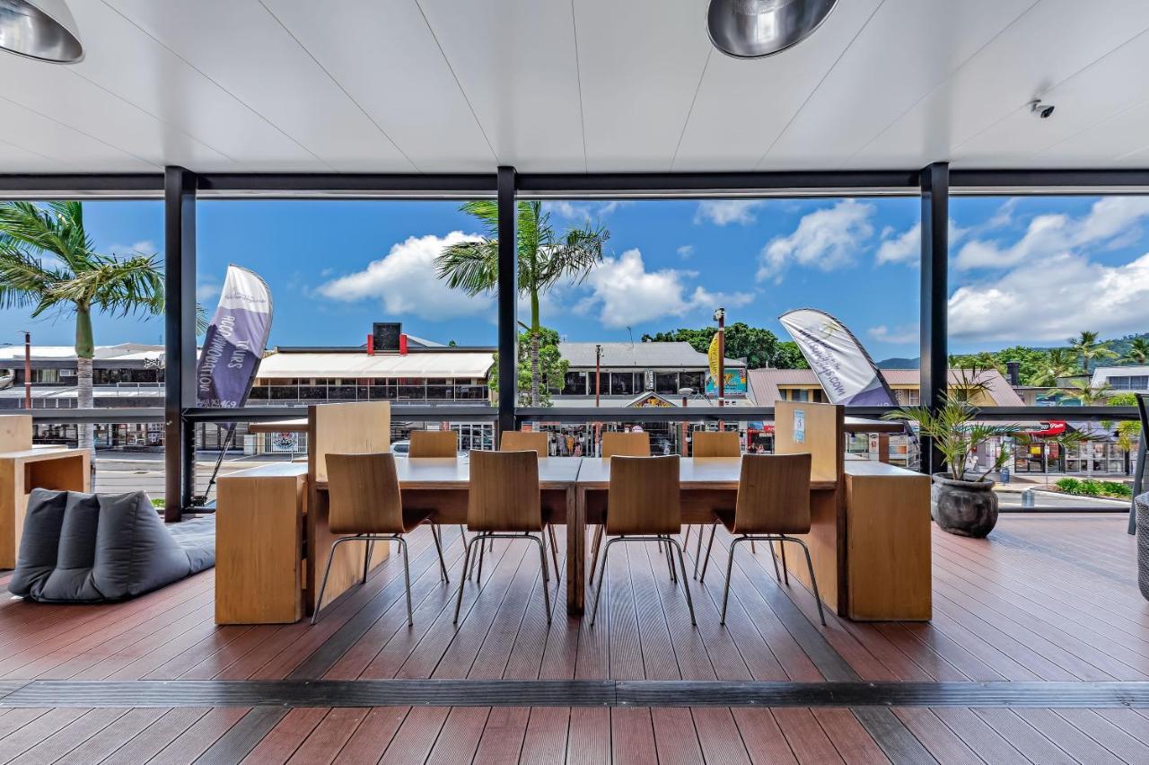 Airlie Sun & Sand Accommodation #2 에일리비치 외부 사진